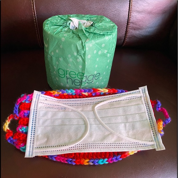 Hand-knitted Face Mask - Picture 5 of 9